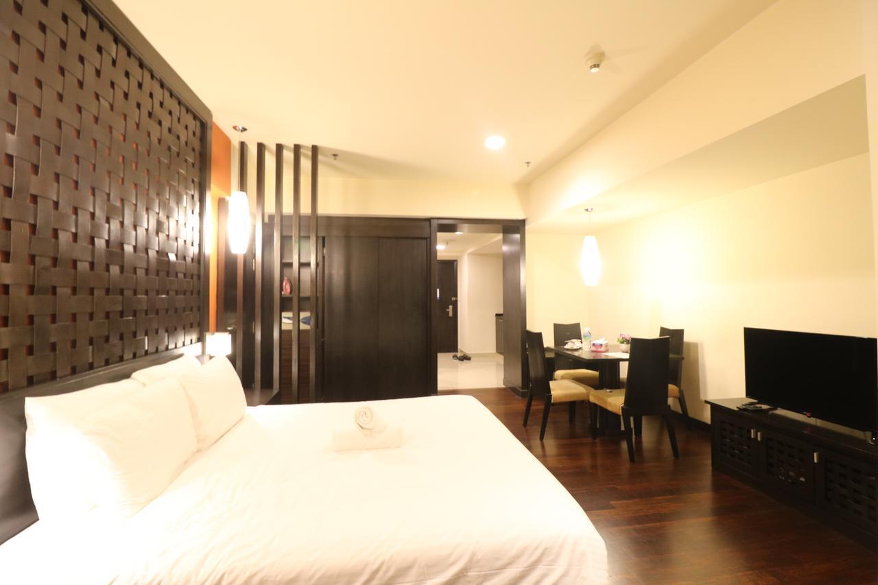 Millennium Suite At Pyramid Tower Petaling Jaya Bagian luar foto